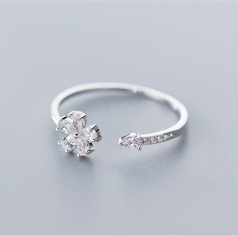 Korean Flower Silver Ring – 5-Petal Minimalist Jewelry Gift