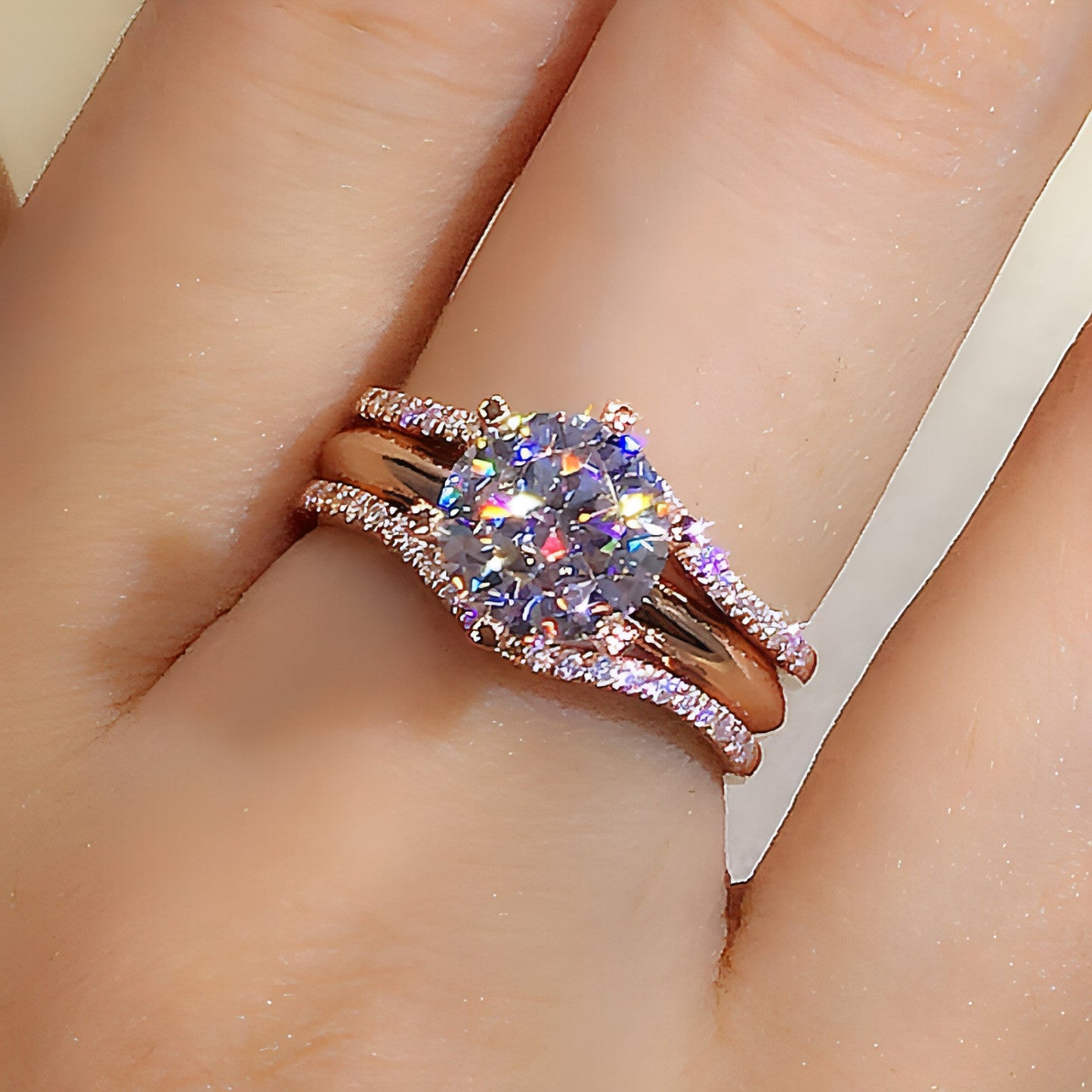18K Gold Moissanite Ring – 1 Stunning Two-in-One Design for Her
