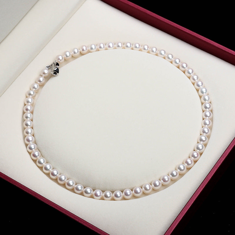 Classic Pearl Necklace – Timeless Elegance Redefined