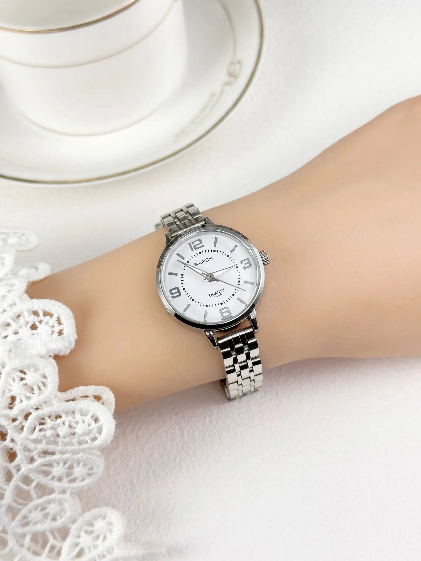 Fashion Versatile Women Watch Light Luxury Ultra-thin Women's Watches Gift Clock Relógio Feminino