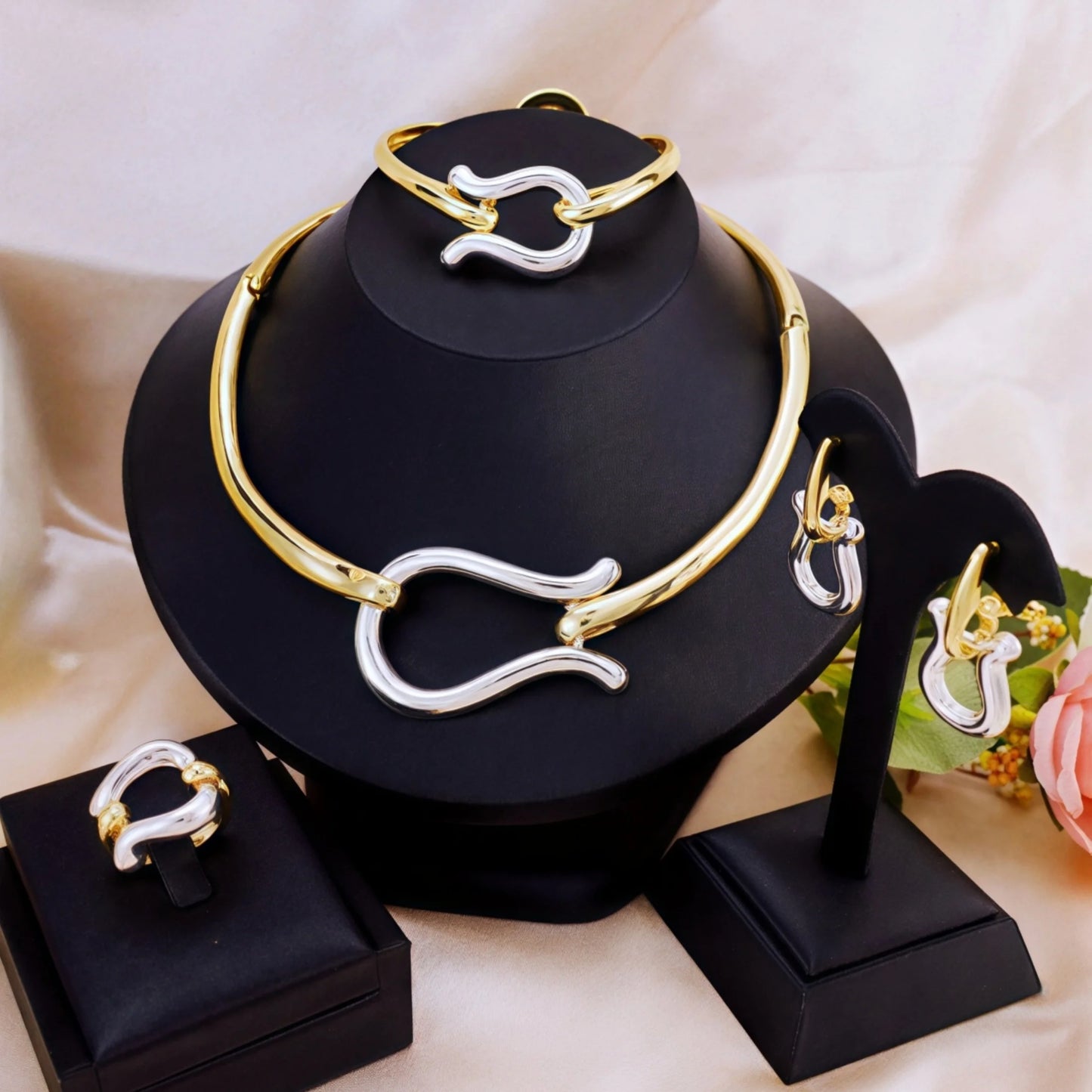 Choker Necklace Sets For Women