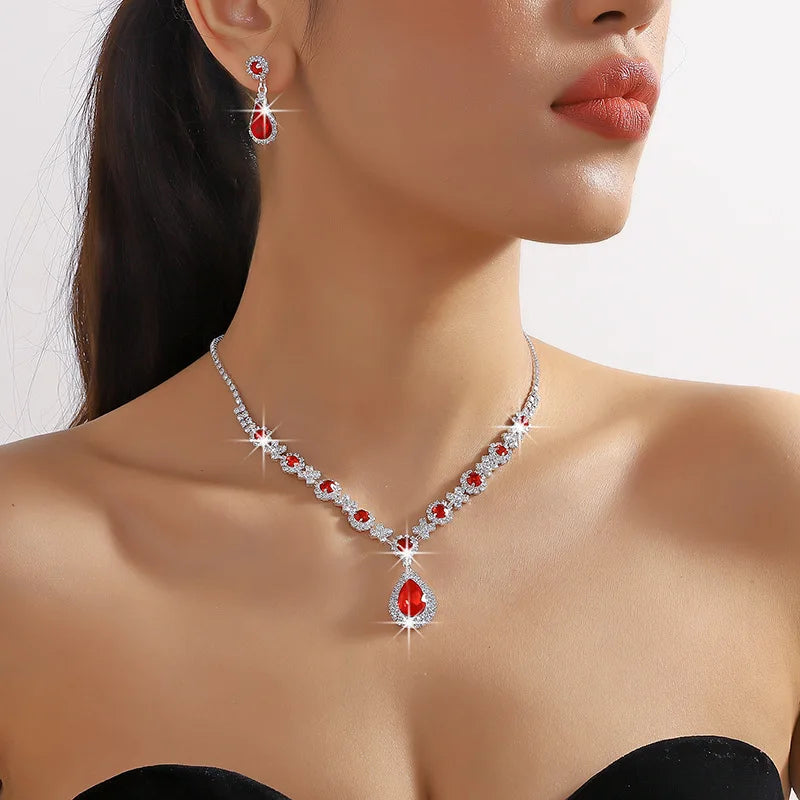 Elegant waterdrop rhinestone jewelry set featuring necklace and earrings, perfect for women on special occasions.