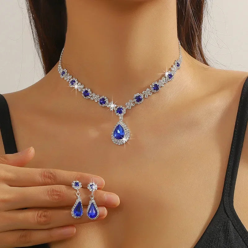 Elegant waterdrop rhinestone jewelry set for women featuring a necklace and earrings, perfect for weddings. Elegant waterdrop rhinestone jewelry set for women featuring a necklace and earrings, perfect for wedding
