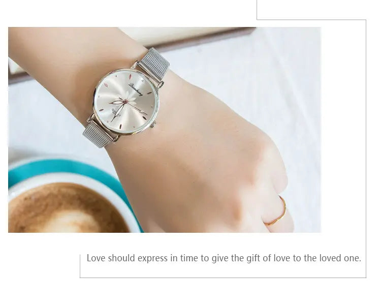 Luxury Silver Popular Pink Dial Flowers Metal Ladies Bracelet Quartz Wrist Watch