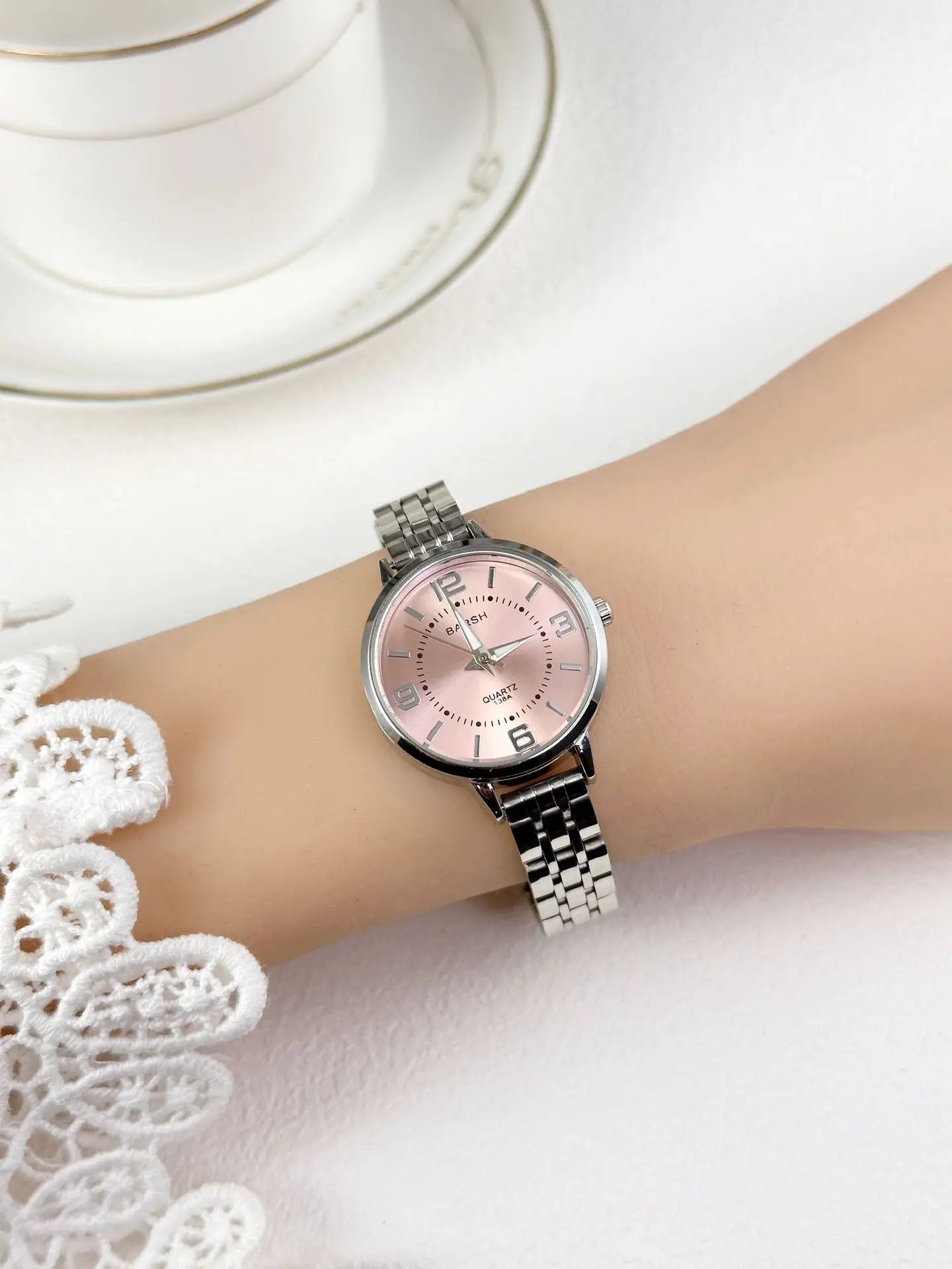 Fashion Versatile Women Watch Light Luxury Ultra-thin Women's Watches Gift Clock Relógio Feminino