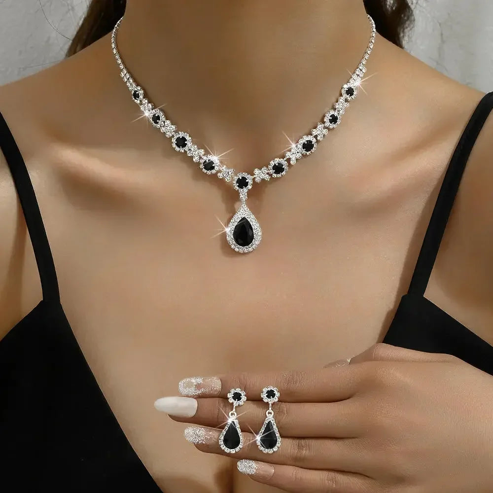Elegant waterdrop rhinestone jewelry set for women featuring a necklace and earrings, perfect for weddings. Elegant waterdrop rhinestone jewelry set for women featuring a necklace and earrings, perfect for wedding