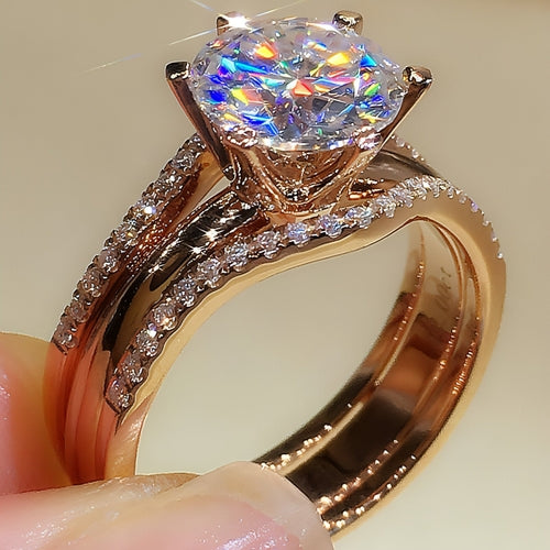 18K Gold Moissanite Ring – 1 Stunning Two-in-One Design for Her