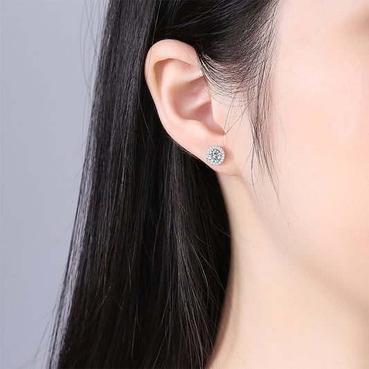 Moissanite Stud Earrings – S925 Round Graceful Sparkle