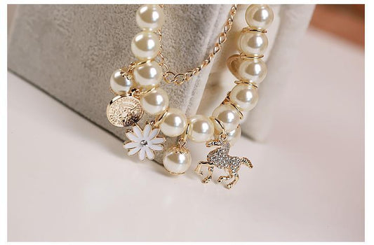 Pearl Flower Bracelet – Delicate & Elegant Jewelry