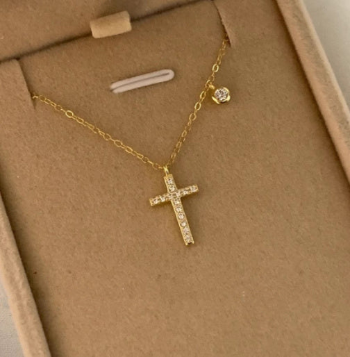 S925 Sterling Silver Simple Diamond Cross Necklace