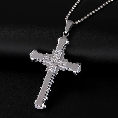 New Fashion Cross Necklace for Men Jesus Crystal Cross Pendant Necklace Black Silver Color Stainless Steel Necklace Jewelry