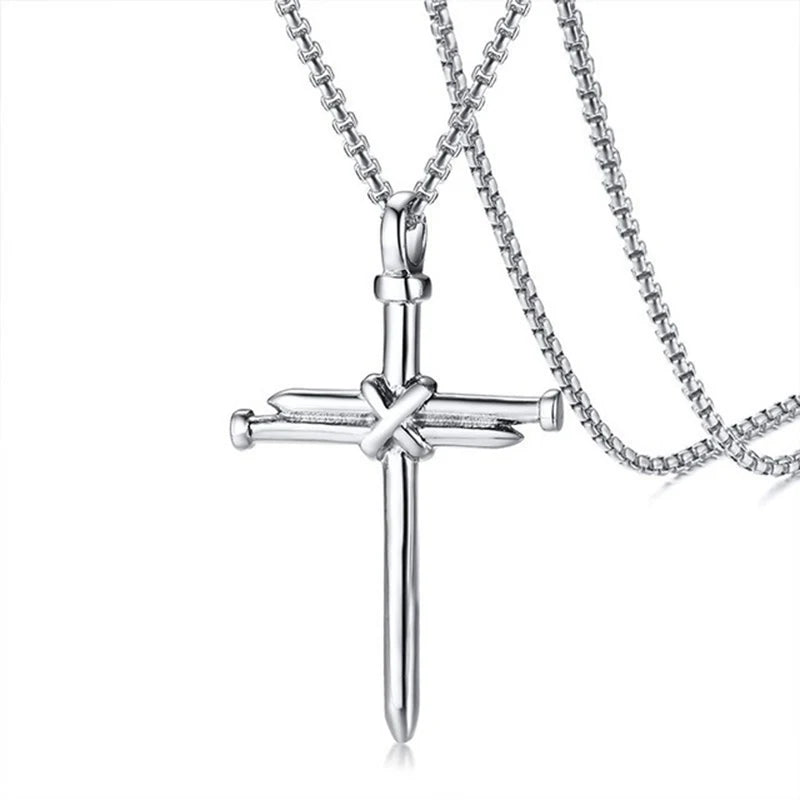 New Fashion Cross Necklace for Men Jesus Crystal Cross Pendant Necklace Black Silver Color Stainless Steel Necklace Jewelry