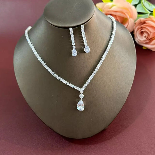 3-piece set of fashionable, simple, exquisite, sparkling jewelry chain for women