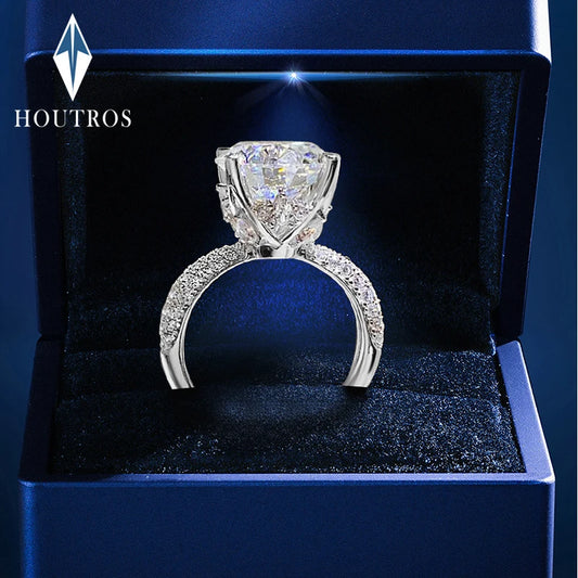 5 Carat Moissanite Ring – Classic 18K White Gold Sparkle