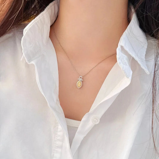 18K gold Natural Horseeye Diamond necklace