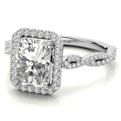 Emerald Moissanite Ring – 14K Gold Brilliance in 1 Stunning Piece