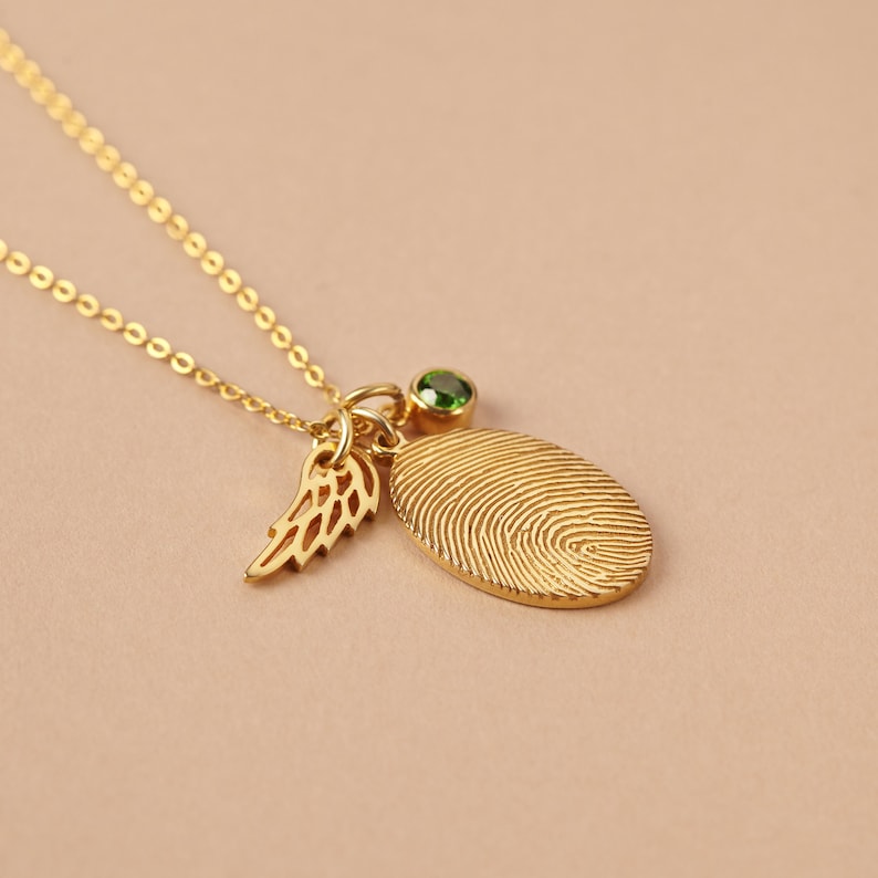 Personalized Fingerprint Necklace – Custom Jewelry with Birthstone